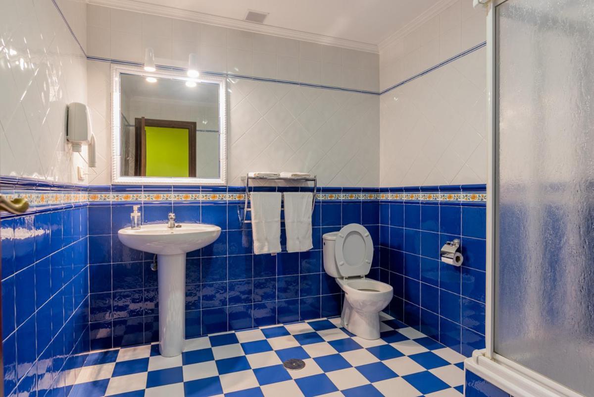 Hotel Y Apartamentos La Lonja Onís Eksteriør bilde